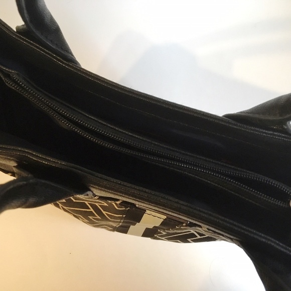 Tommy Hilfiger Purse Black Beige Canvas Fabric Faux Leather Trim Handbag Tote - Picture 8 of 8